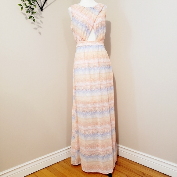 CUT-OUT PASTEL AZTEC CHIFFON LINED MAXI DRESS - Picture 9 of 12